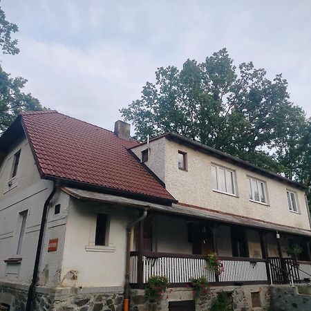 Ferienwohnung Apartman Mezi Vodami Planá nad Lužnicí Exterior foto